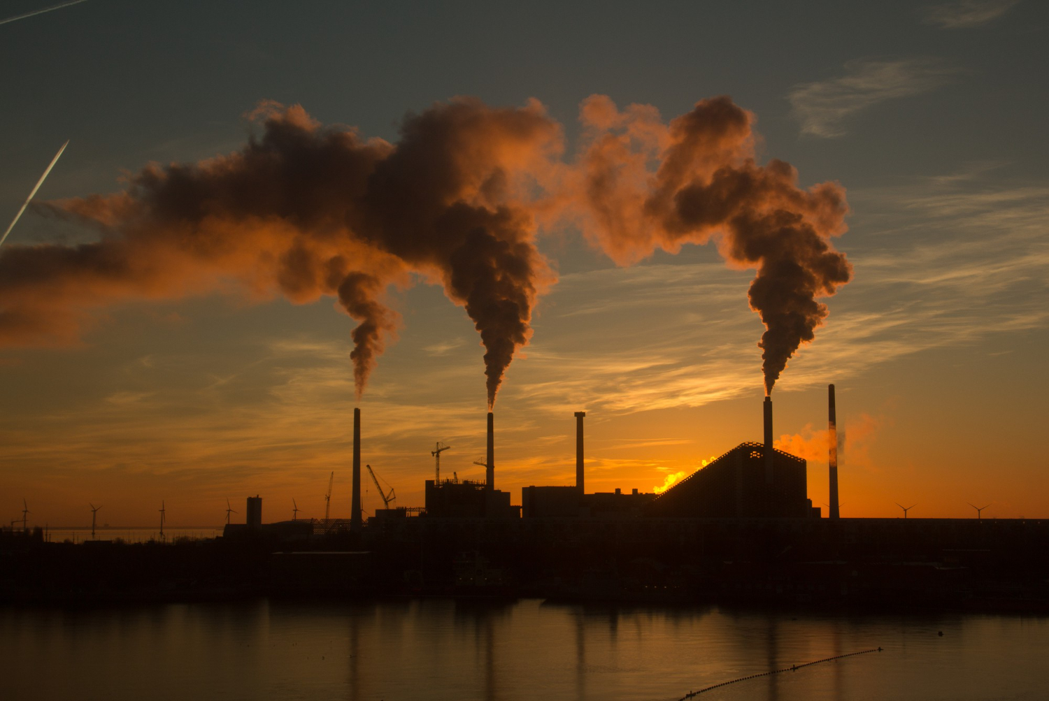Power plant emitting fumes